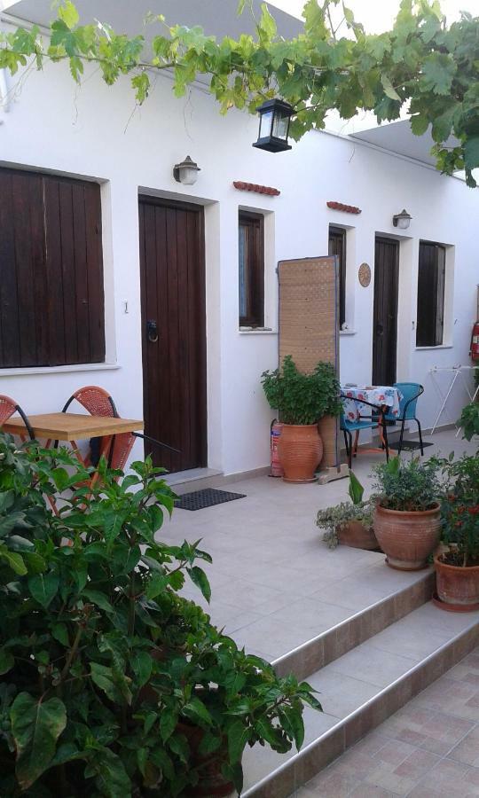 Αmmos Rooms باليوخورا المظهر الخارجي الصورة
